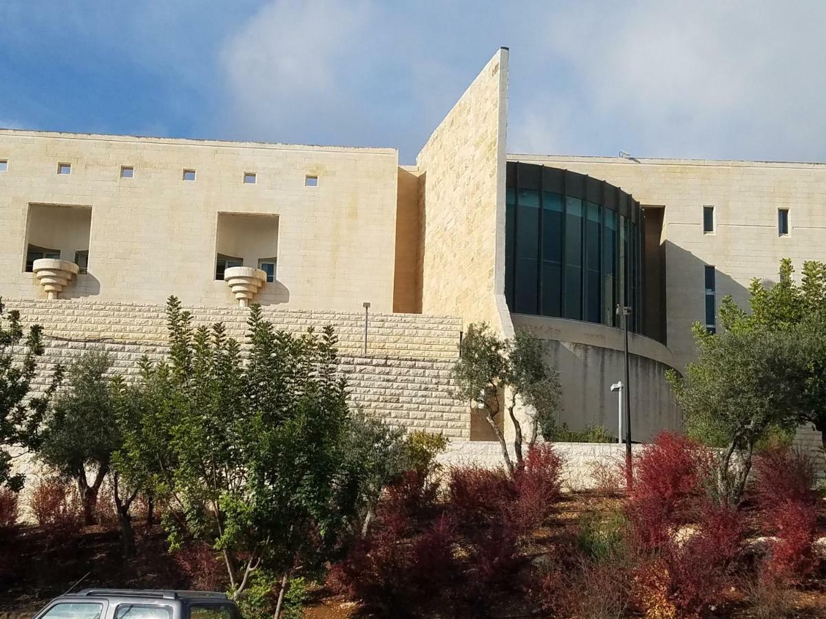 Spring Apartment Bahar Nissim Jerusalem Exterior photo